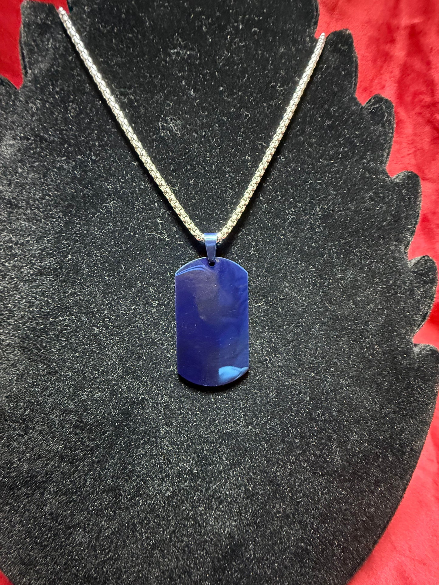 collana-targhetta-blu-personalizzabile