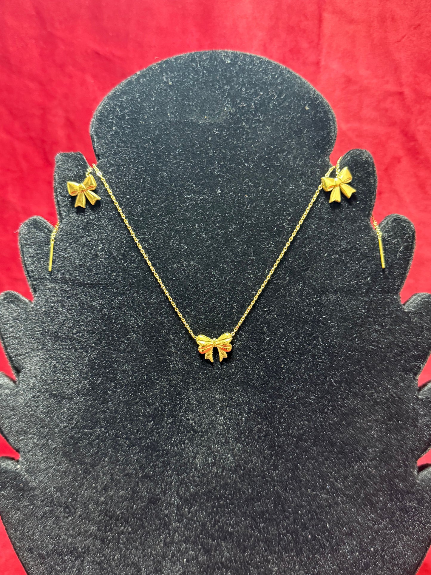 coppia-collana-orecchini-fiocco
