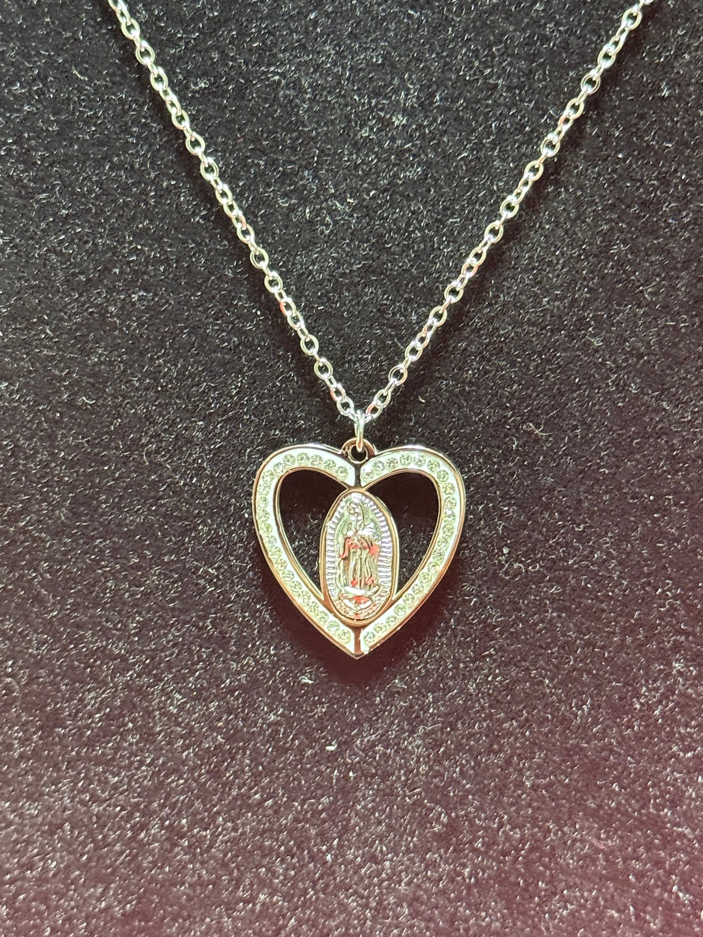 collana-cuore-con-rosario-e-brillantini