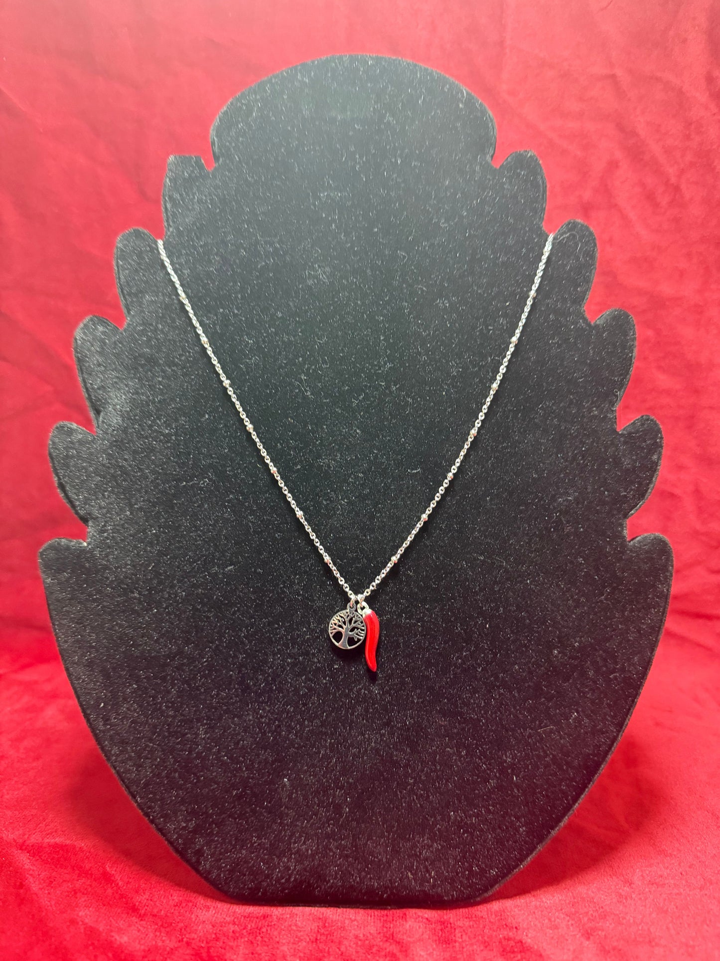 collana-albero-della-vita-corno-portafortuna