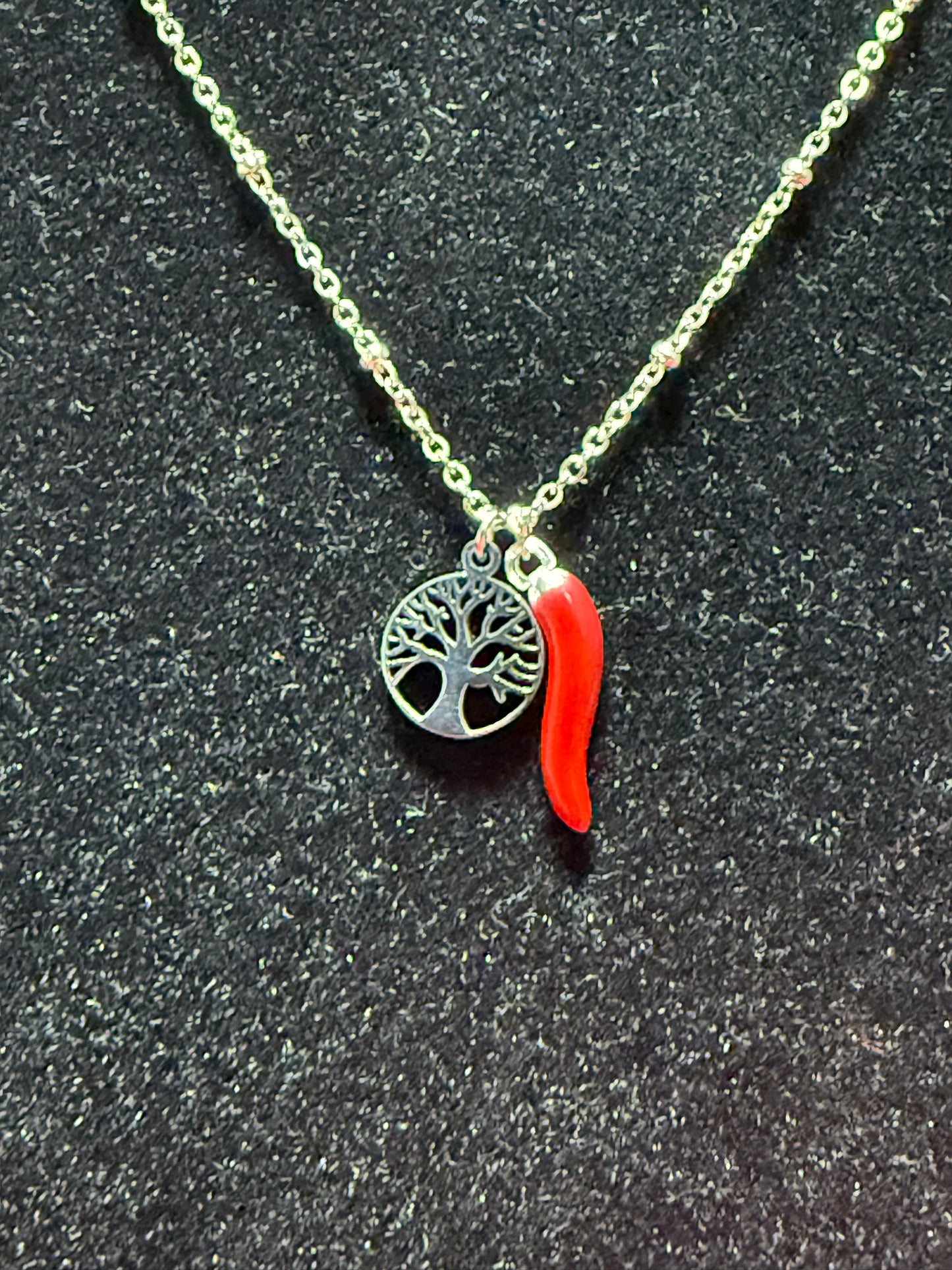 collana-albero-della-vita-corno-portafortuna