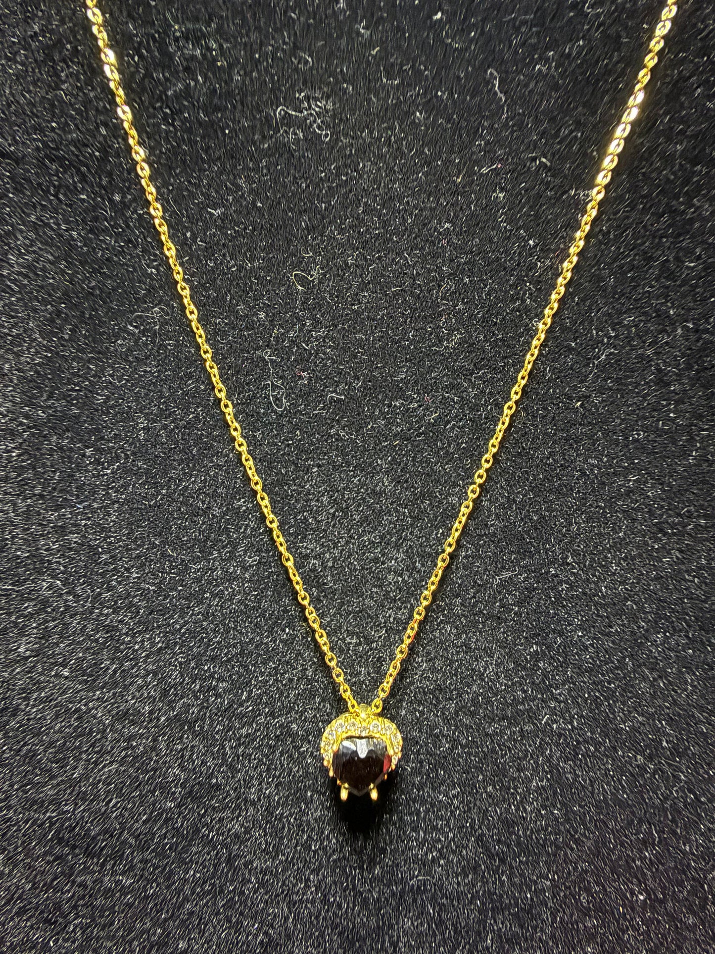 collana-cuore-pendente-nero