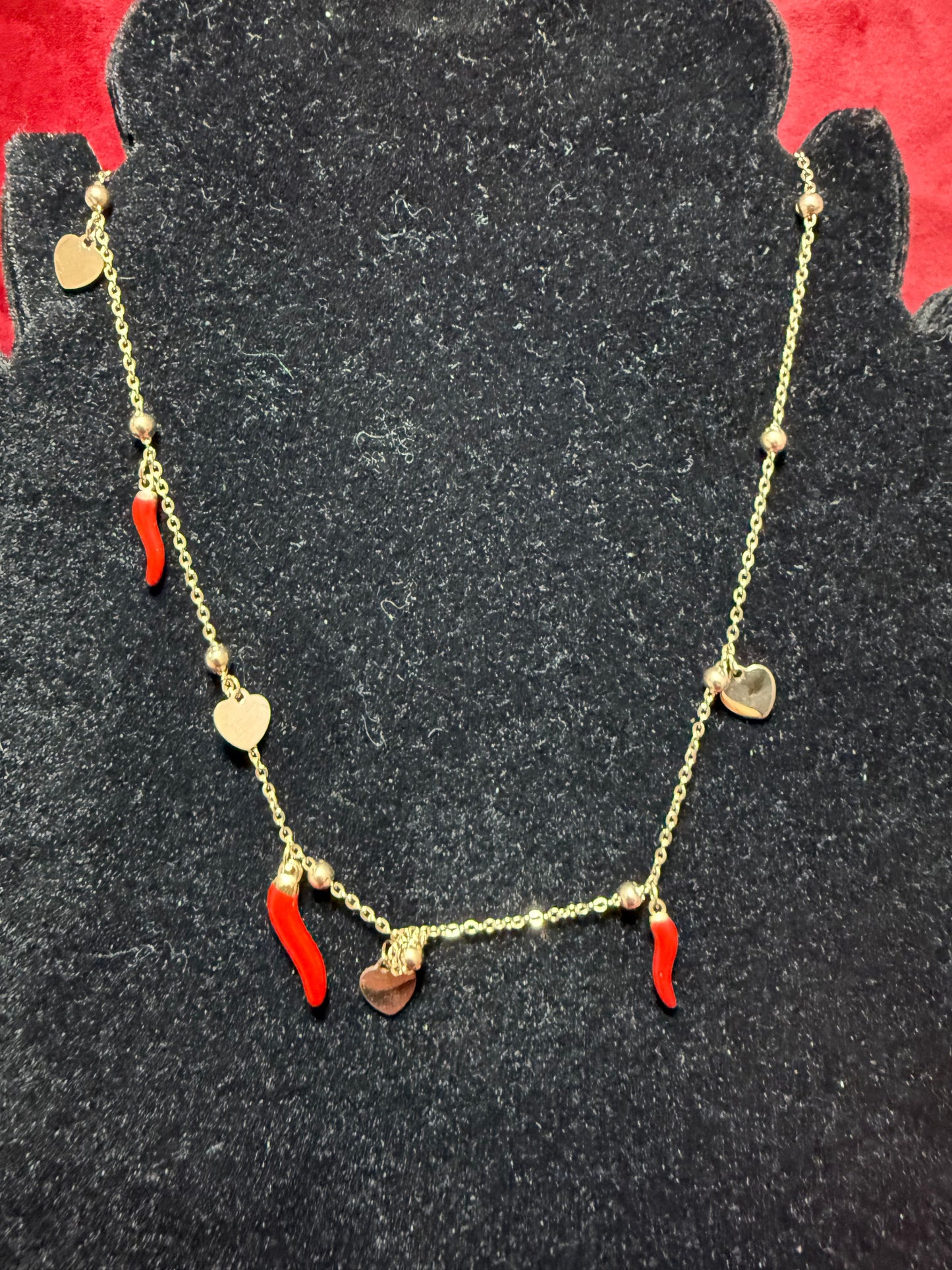 collana-cuori-e-corni-rossi