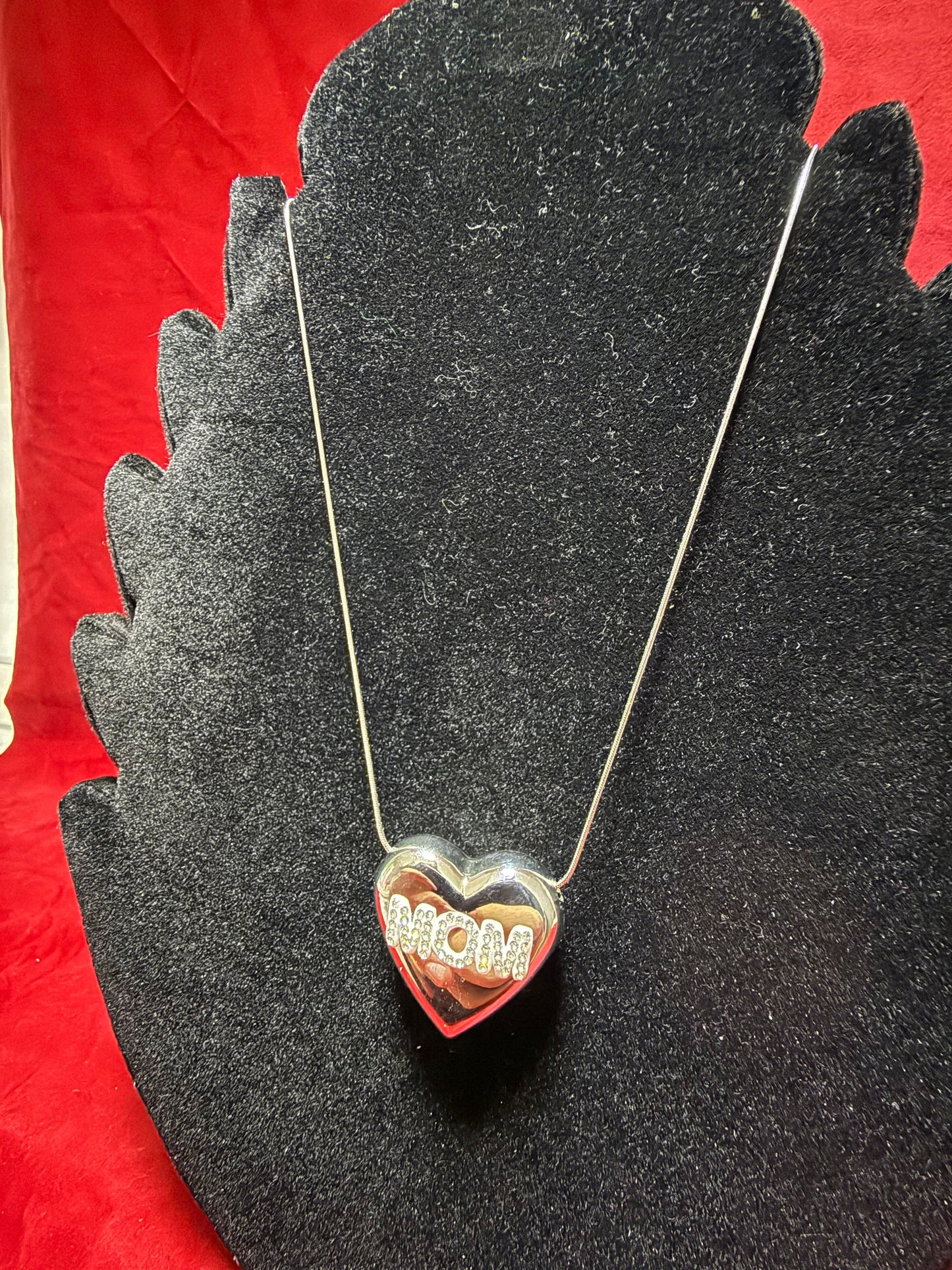 collana-cuori-e-corni-rossi