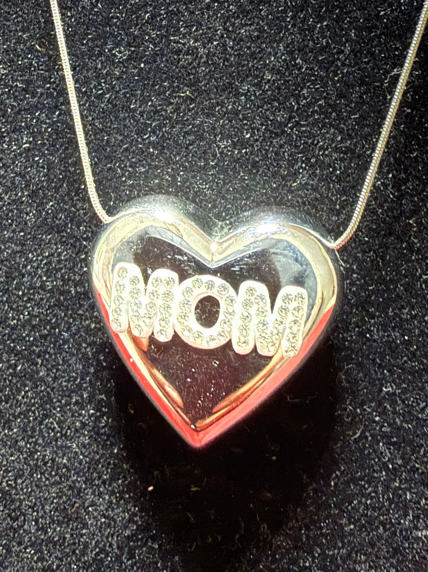 collana-cuori-e-corni-rossi