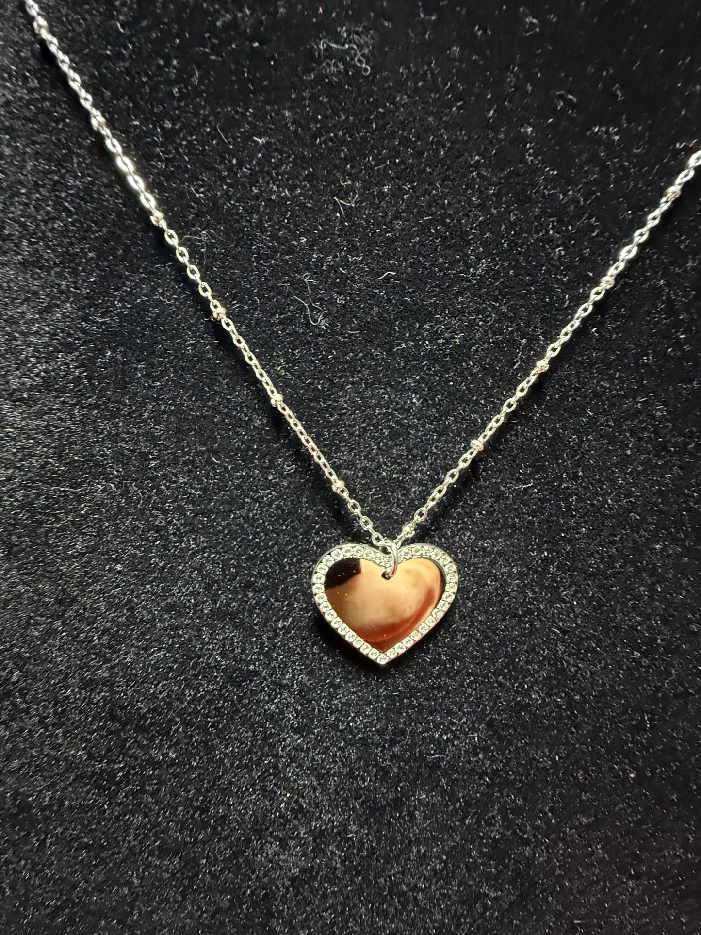 Collana pendente cuore bordo con strass (personalizzabile)