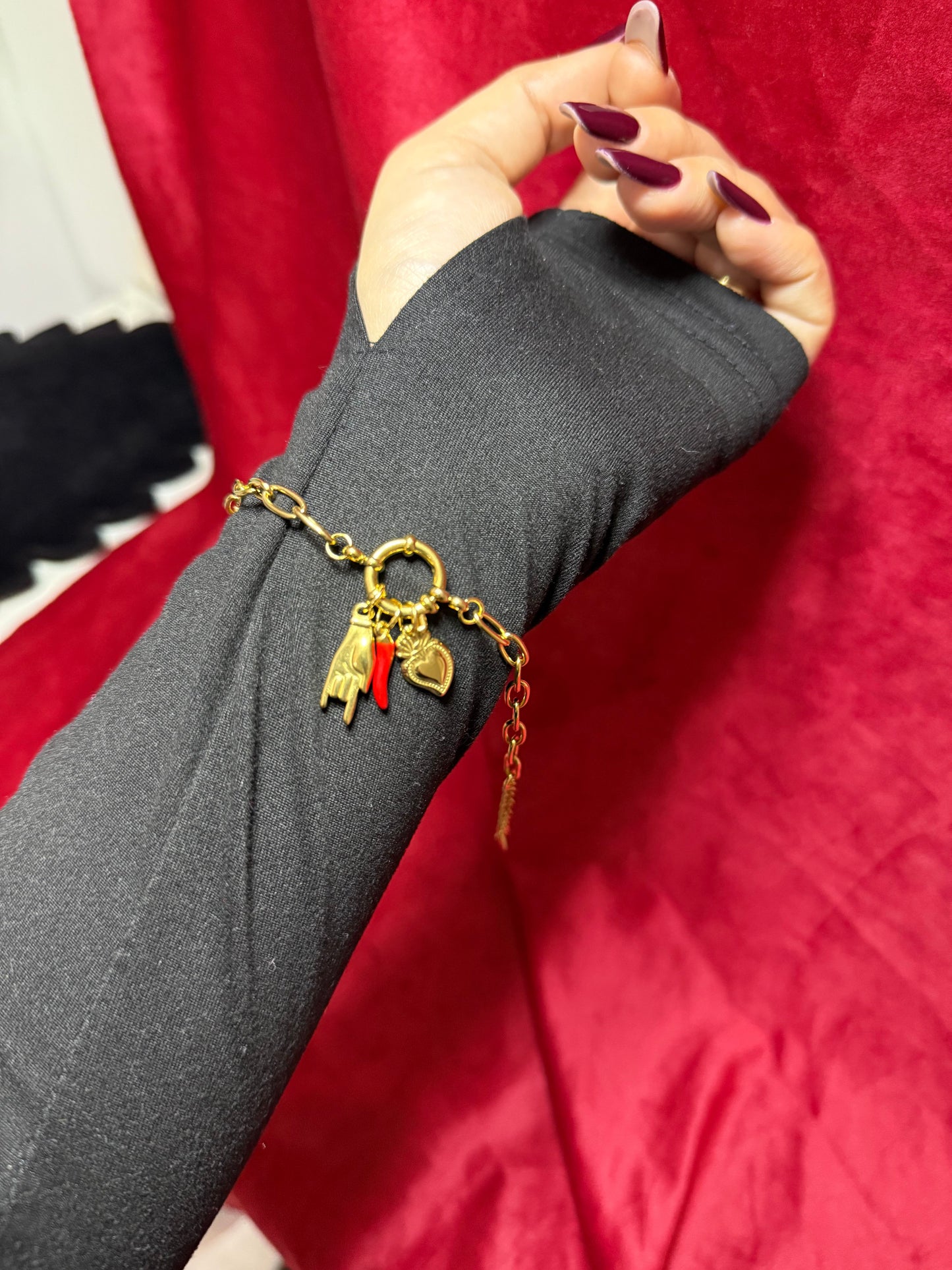 bracciale-cuore-santo-corni