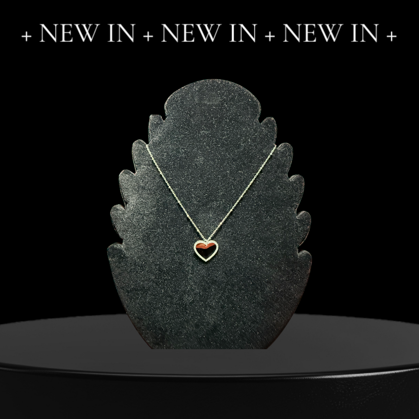 Collana pendente cuore bordo con strass (personalizzabile)