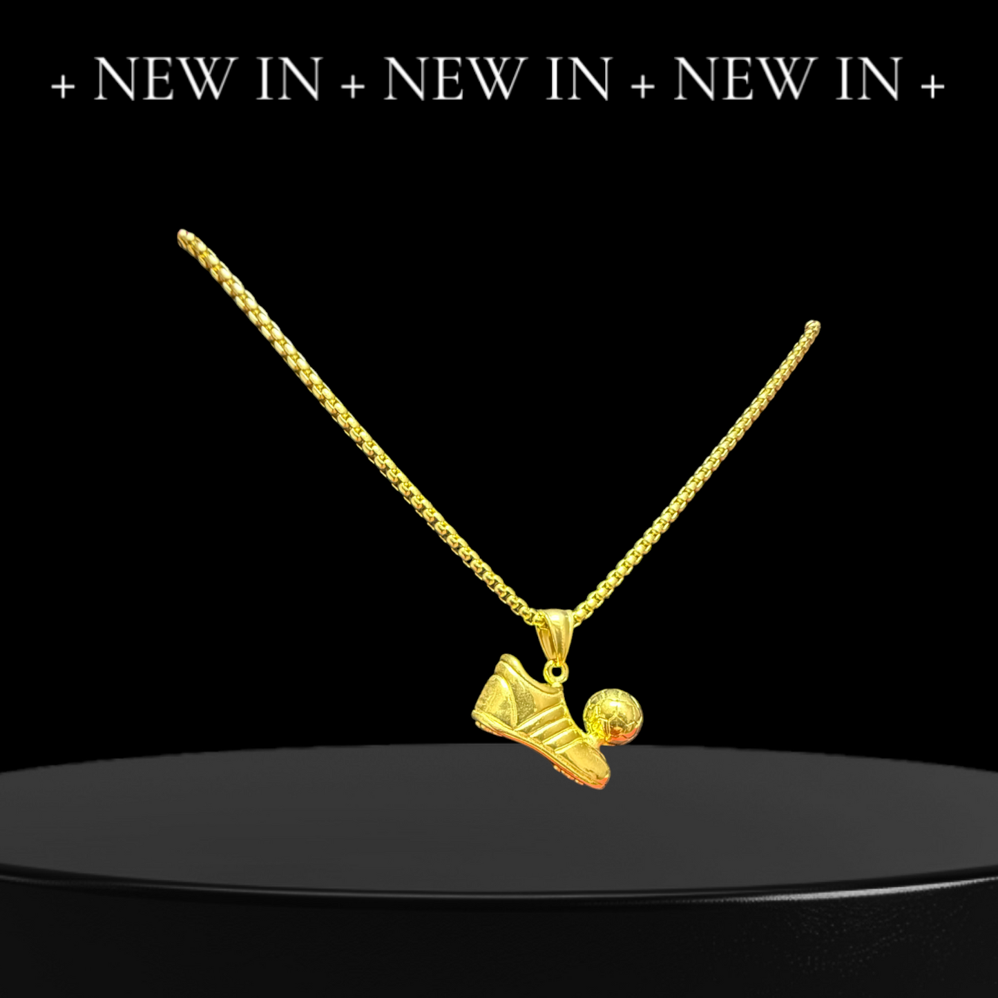 collana-pendente-scarpa-con-pallone