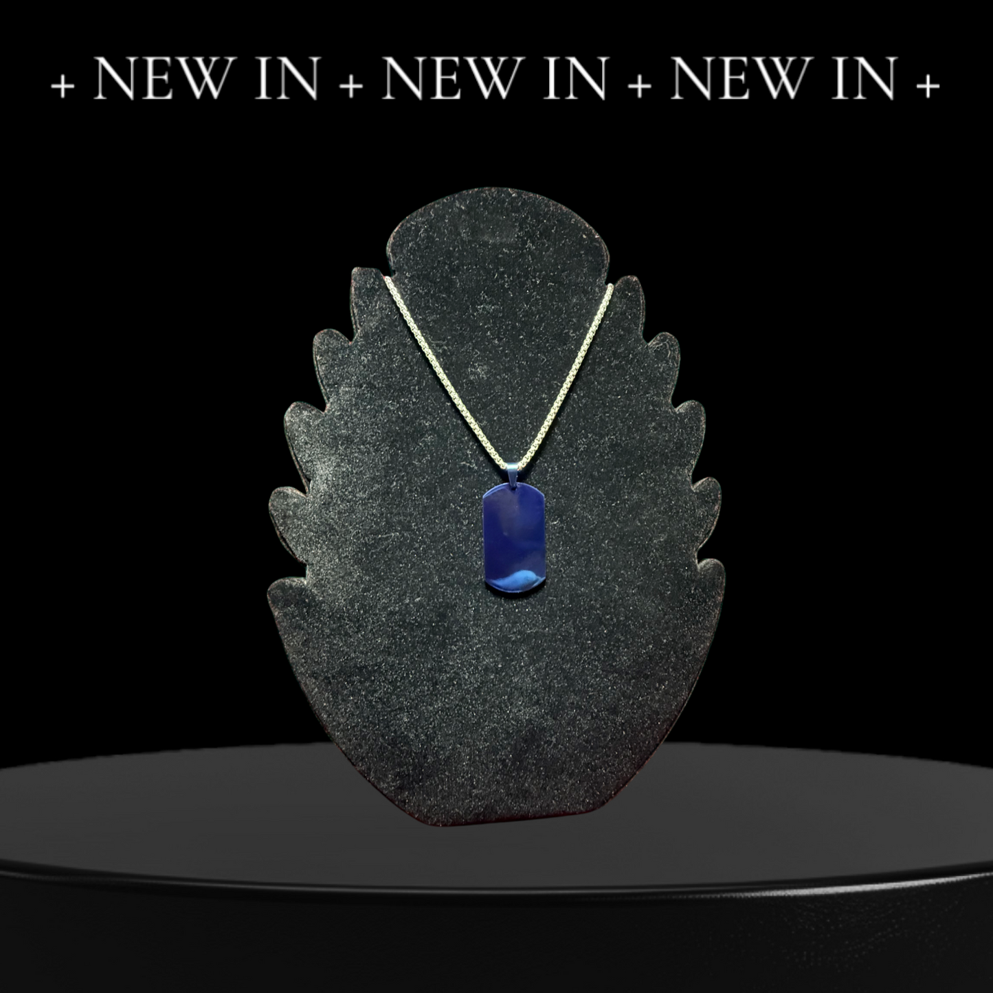 collana-targhetta-blu-personalizzabile