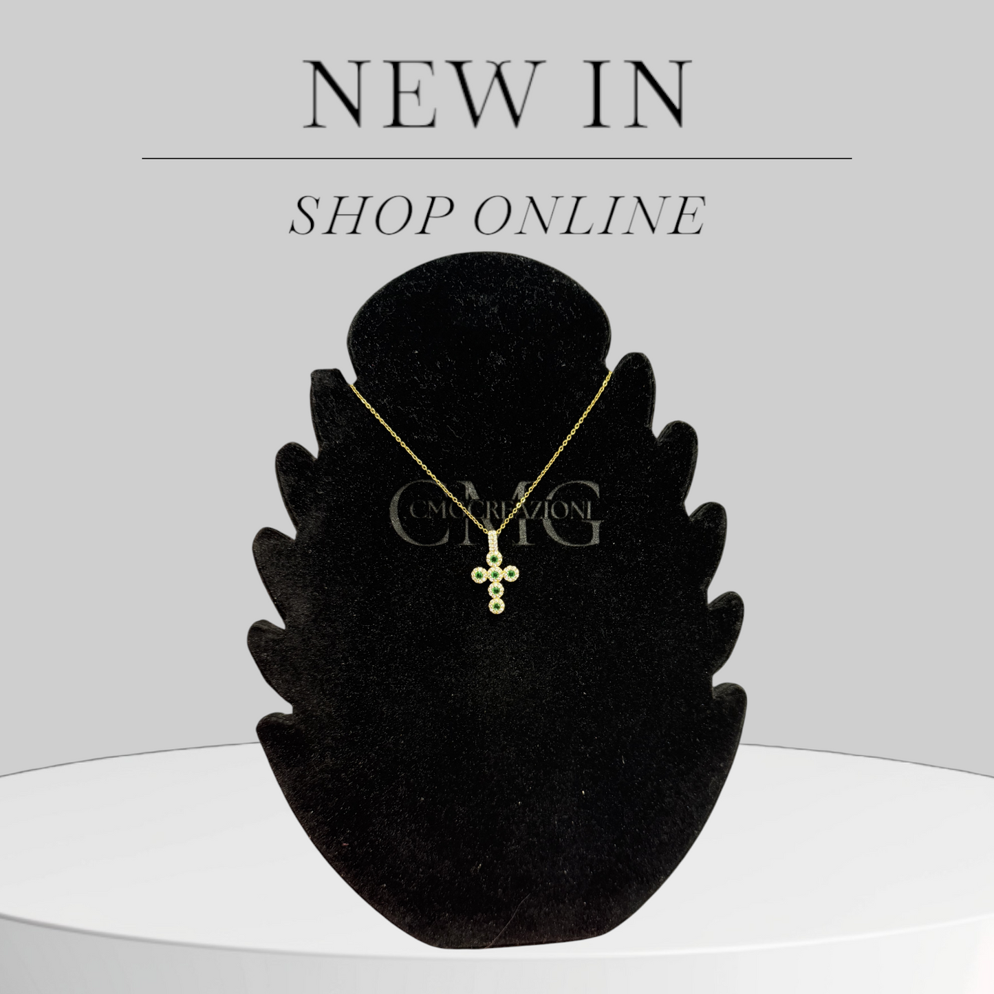 collana-croce-con-brillantini-vari-colori