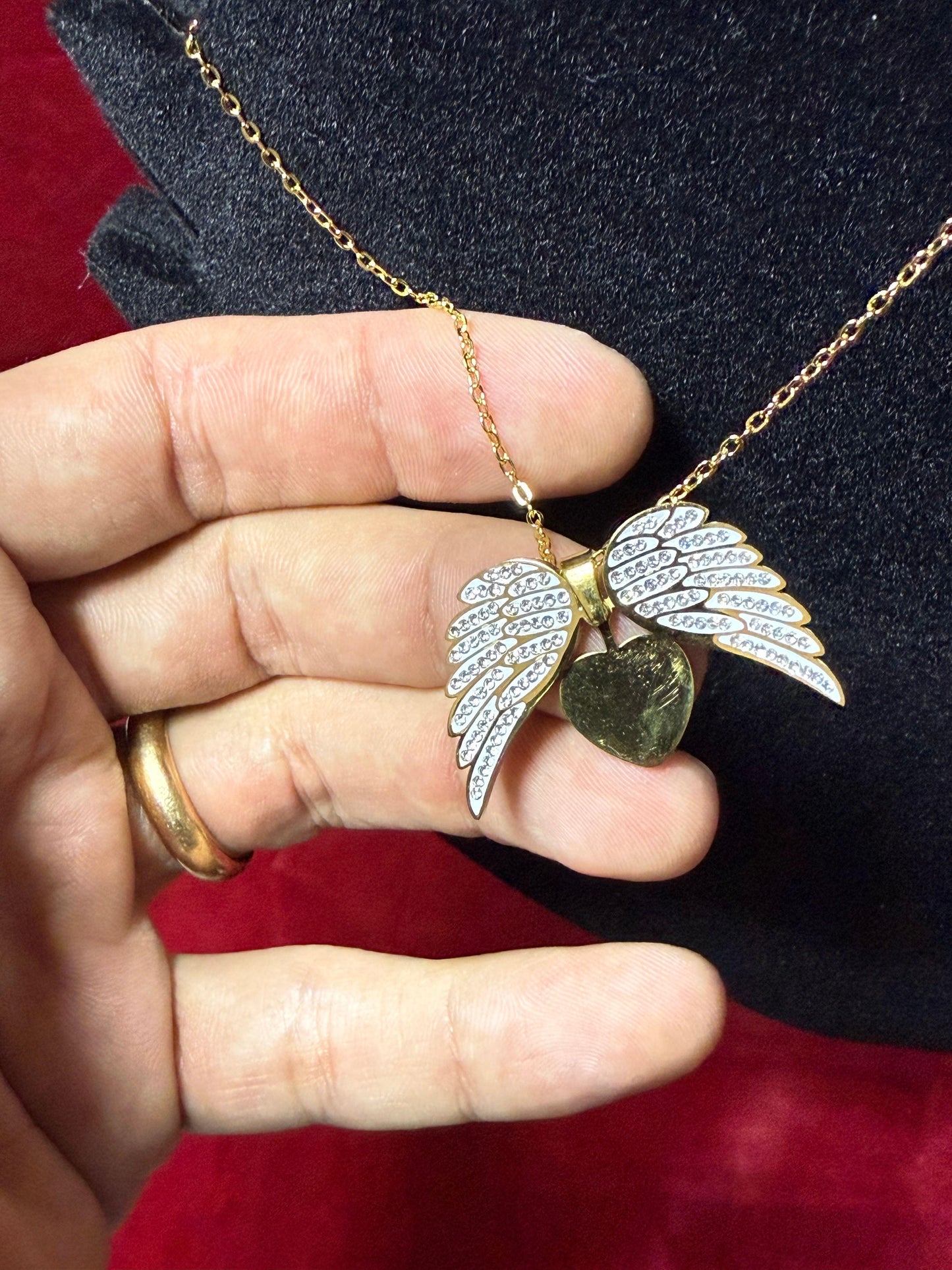 collana-cuore-apribile-con-brillantini-personalizzabile